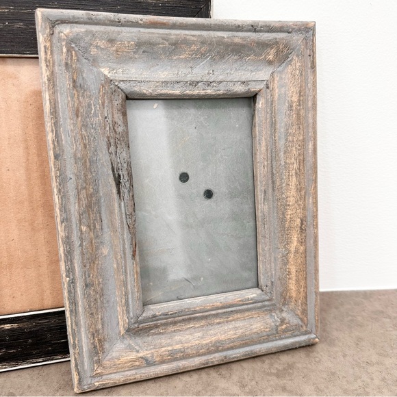 Set of 4 Distressed Wood Picture Frames Black Gray White 4x6 5x7 Gallery Wall - Picture 14 of 16